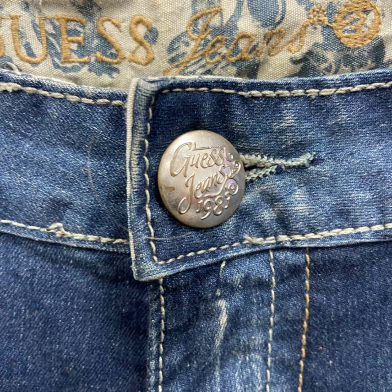 Guess jeans Size 27 Slim Fit Blue