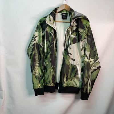 Nike Mens  Size S Front Zipper / Hood Jacket Camouflage 