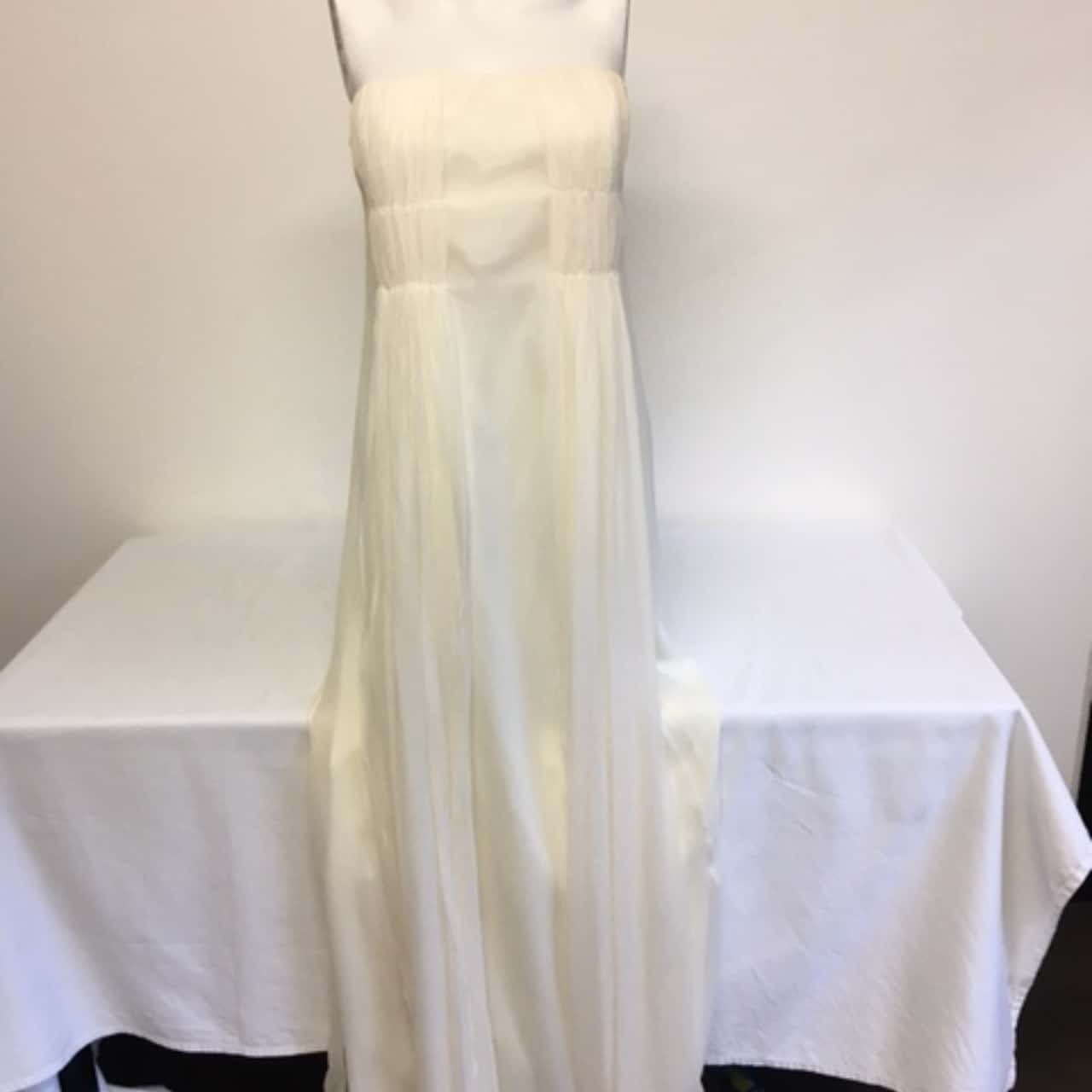 Wedding Dress/Formal Dress Cream