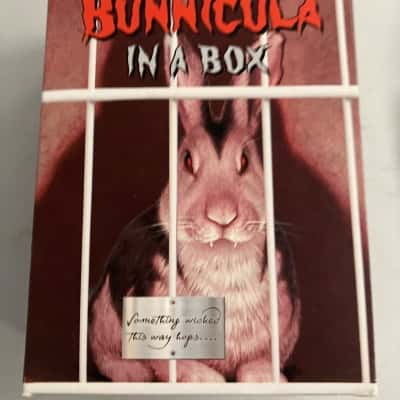 James Howe - Bunnicula in a box