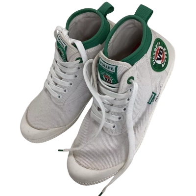 Volley x Victoria Bitter VB Mid Top Sneakers Men’s US8 