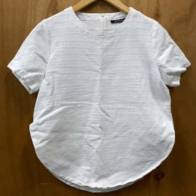 Alpha60 White Rounded Hem Top Size S 