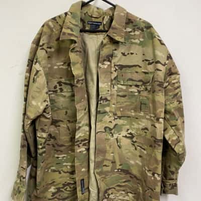  Mens  Size 2XL Winter Jacket Camouflage 