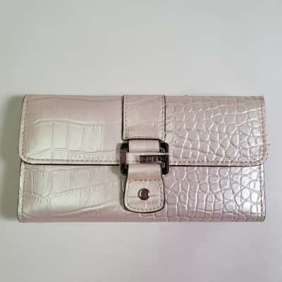Guess Women's Moc Croc White Tri-fold Wallet