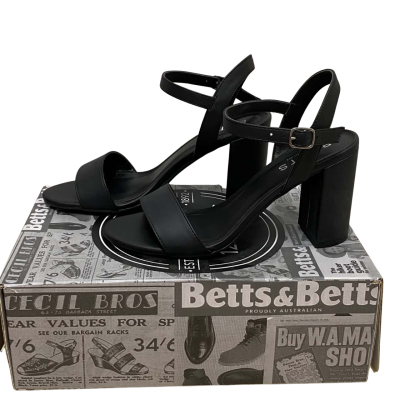 Size 7 Women's Heels