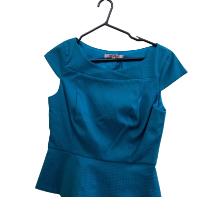 Review Womens  Size 10 Blue Top