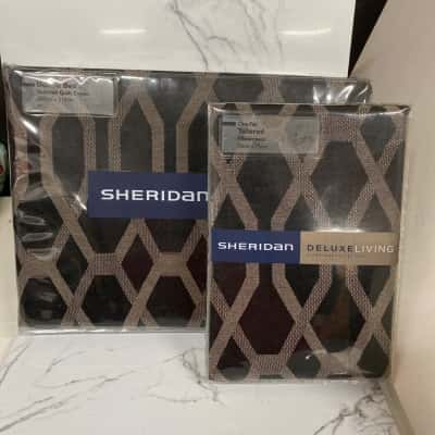 Sheridan double bed quilt cover and pillow cases