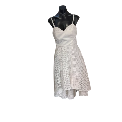 White Closet Womens  Size 10 Shoestring Strap Dress / Strapless Dress White 