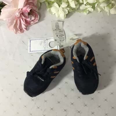 Pumpkin Patch Eclipse Boys Size 5 Navy Blue / Brown Trim Adventure Trainers (new)