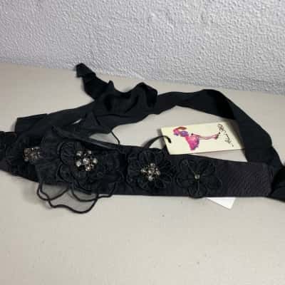BNWT- Black women’s belt