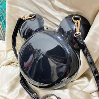 Mickey Mouse Womens Cross Body Bag Black  