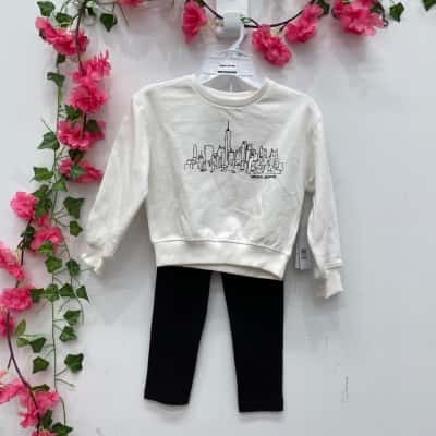 DKNY Jeans Kids Fleece Top & Pants Set Size 5 Black  / White 