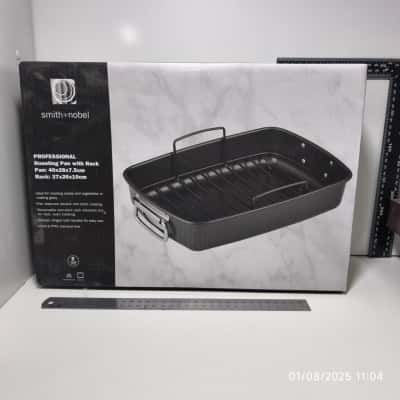 Smith and Nobel Professional Roasting Pan with Rack 40x28cm