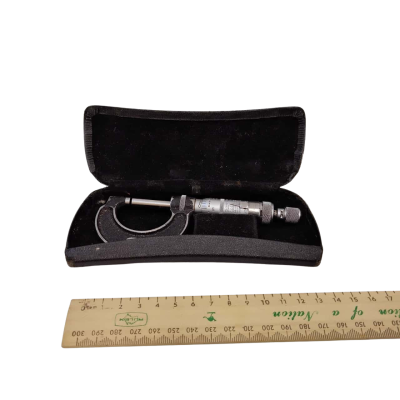 Vintage Moore & Wright Micrometer No 965 Imperial - with Case