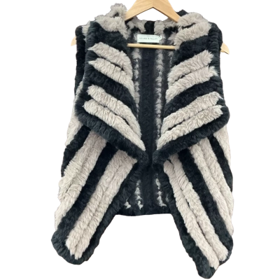 Holmes & Fallon Womens Size M Faux Fur Vest