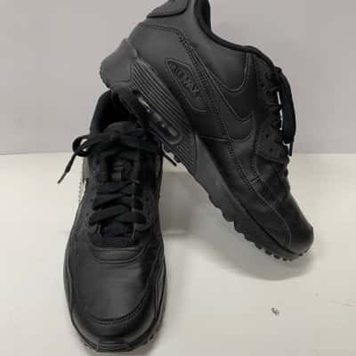 Nike Air Diamente Womens  Size 6 Sneakers Black  