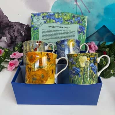 Vincent Van Gogh set of 4 fine china mugs New