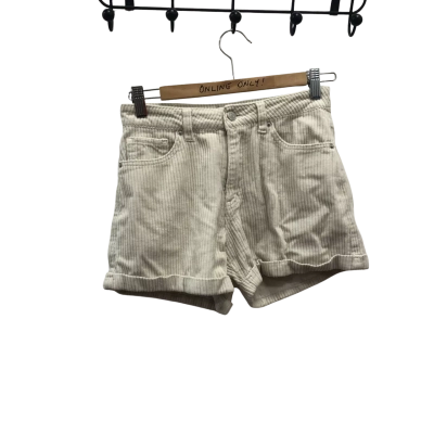 Ghanda Womens  Size 6 Corduroy Shorts White 