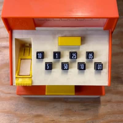 Vintage Toy cash register 