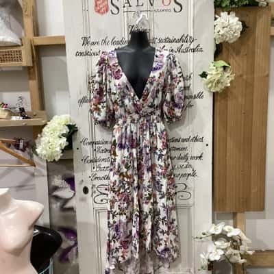 Sheike Brand! BNWT RRP $169.95! LILAC BLOOMS DRESS! PLUNGING NECKLINE DRESS! Womens  Size 8 Floral Dress / Maxi Dress / Short Sleeve Dress  Floral / Multicoloured / Pattern 