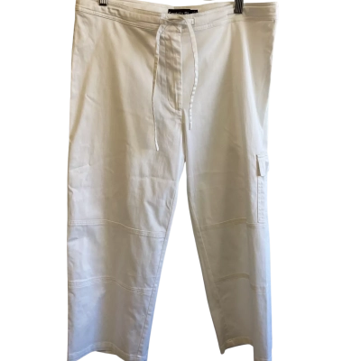 “Cordelia Street” Womens  3/4 - long pants -Size 18 White 