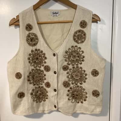 Sportsgirl retro vest  Size 14 Beige / Cream / Pattern 