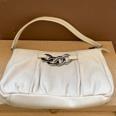 New Trent Nathan Womens Shoulder Bag Beige 