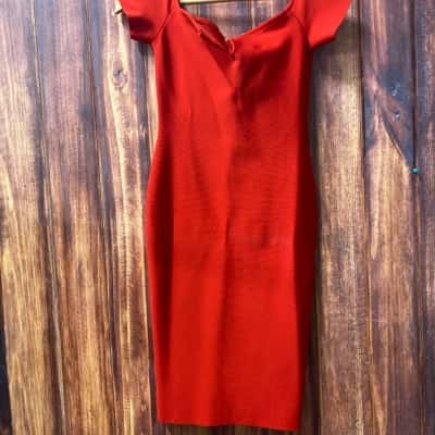 Loreta  Size M Bodycon Dress Red new 