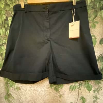 Tommy Hilfiger Men's Size 44 Blue Chino Shorts
