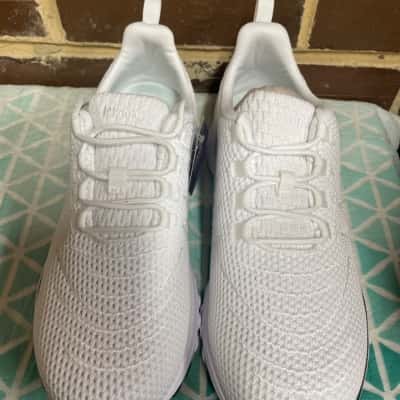 Propet Tour Knit White Runners Womens Size 11 