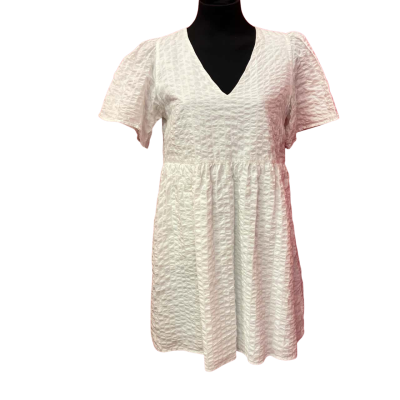 ***Decjuba Womens  Size M White Dress 