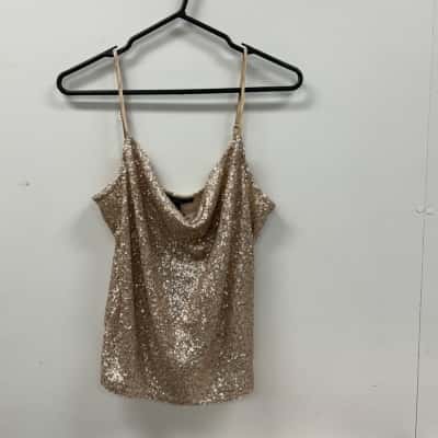 BRAND NEW STUNNING DECJUBA SEQUINNED CAMI. SIZE S