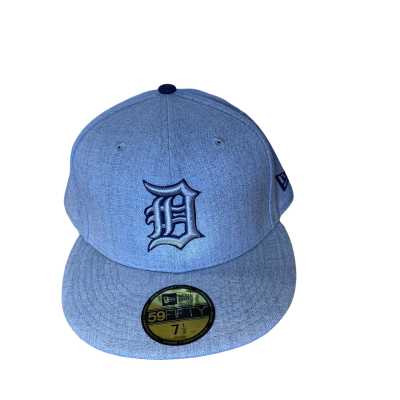 New Era Mens  Hat Size 7.5 Grey 