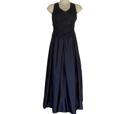 Vintage  Aure’lie  Sleeveless Evening Gown. Dark Blue.    Size 16 