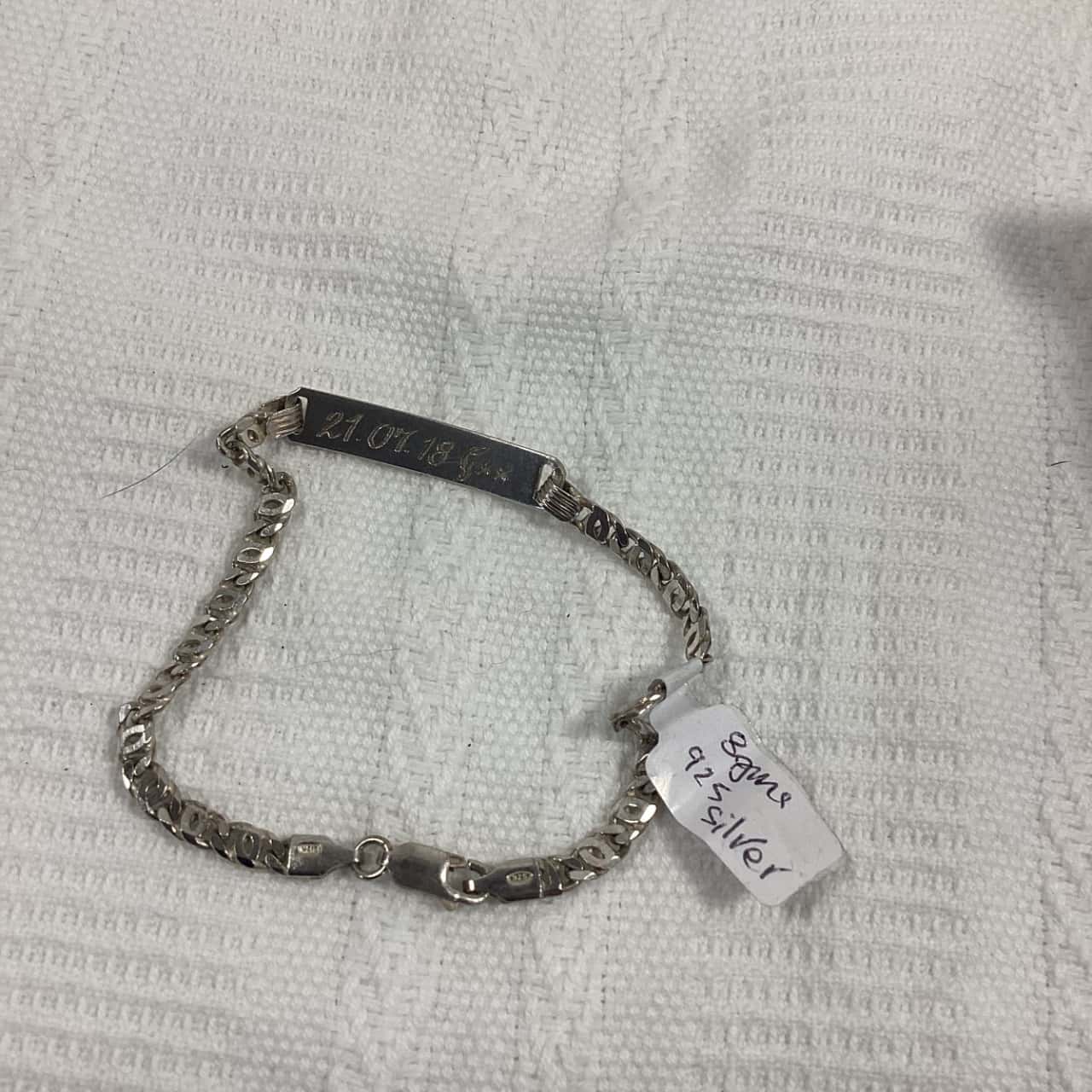 Womens Bracelet Silver 21 Engraved 8gms Womens Bracelet Silver 21 Engraved 8gms