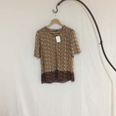 Jacqui-E Women's  Size 10 Short Sleeve Top Black  / Brown / Pattern 