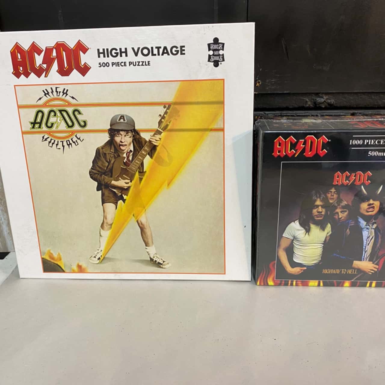 2x AC/DC Puzzles BNWT (s)