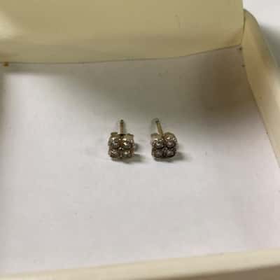  Womens Sterling Silver 925 ALE 4 Petal Stud Earrings