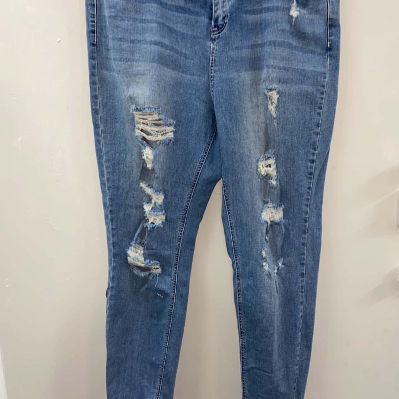 Womens Distressed Jeans, Slim Fit, Size 1618(s)