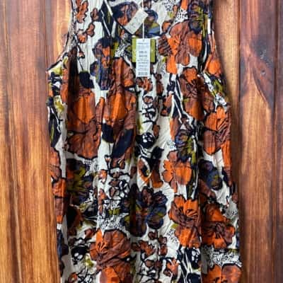 Taking Shape   Size 22 tunic top new 