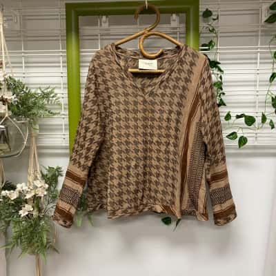 Summery Copenhagen Womens  Size M / S Long Sleeve Top Brown 