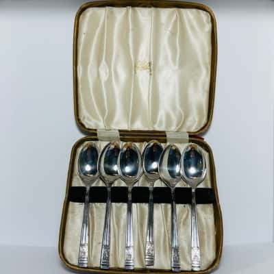 T. Turner & Co. Ltd. Silver Plated Spoon Set in Box