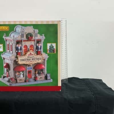 Lemax Nora’s Christmas Boutique 