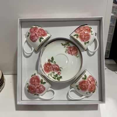 Heritage Rose Collection Teacup and Saucer Set