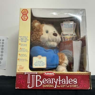 Vintage PLAYSKOOL TJ Bearytales Animated Bear and Book IN BOX 