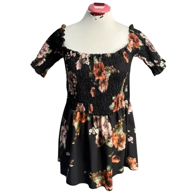Boohoo Womens  Size 20 Floral Top Black  / Floral 