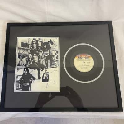 All Signatures -Kiss Single - Shandi 1980
