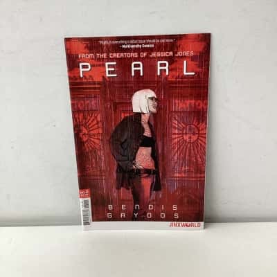 Pearl: Bendis Gaydos No.2 comic book