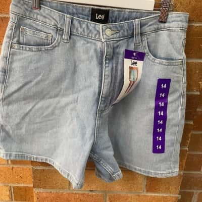 Lee Womens  Size 14 High Mom Slim Shorts