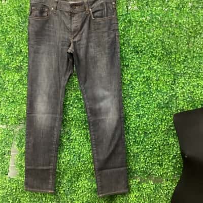 Calvin Klein Mens  Size 32 Straight Leg Jeans Blue 